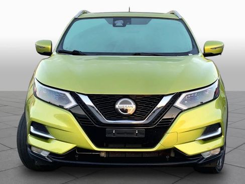 Used 2021 Nissan Rogue Sport SL w/ Premium Package image 4