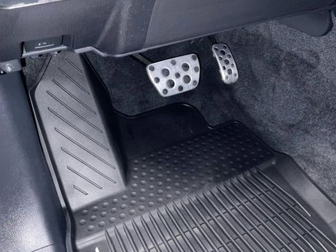 Certified 2025 Toyota Tacoma TRD Sport image 38