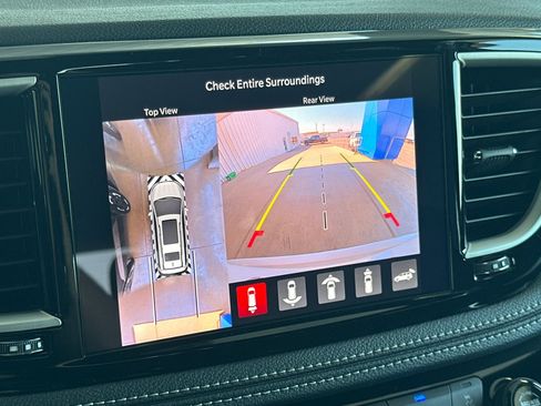 New 2026 Chrysler Pacifica Select image 20