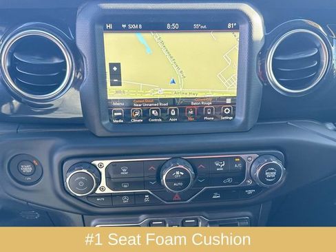 Used 2023 Jeep Wrangler Altitude image 30