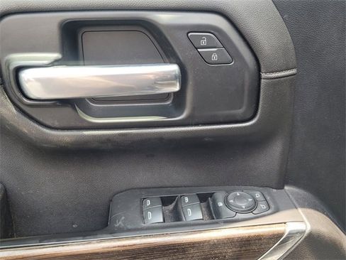 Used 2020 Chevrolet Silverado 1500 LT Trail Boss image 11