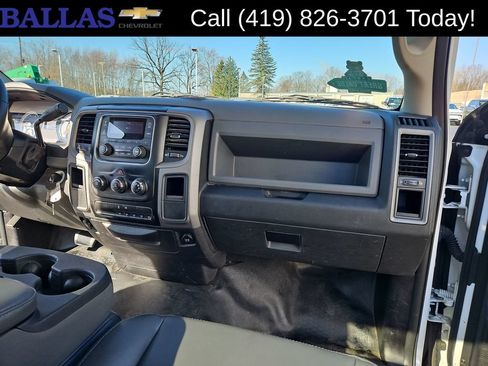 Used 2015 RAM 2500 Tradesman RWD image 30