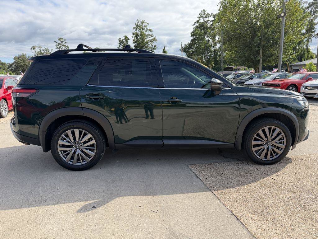 Used 2023 Nissan Pathfinder SL w/ SL Premium Package FWD image 4