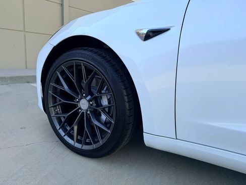 Used 2019 Tesla Model 3 Standard Range Plus RWD image 30