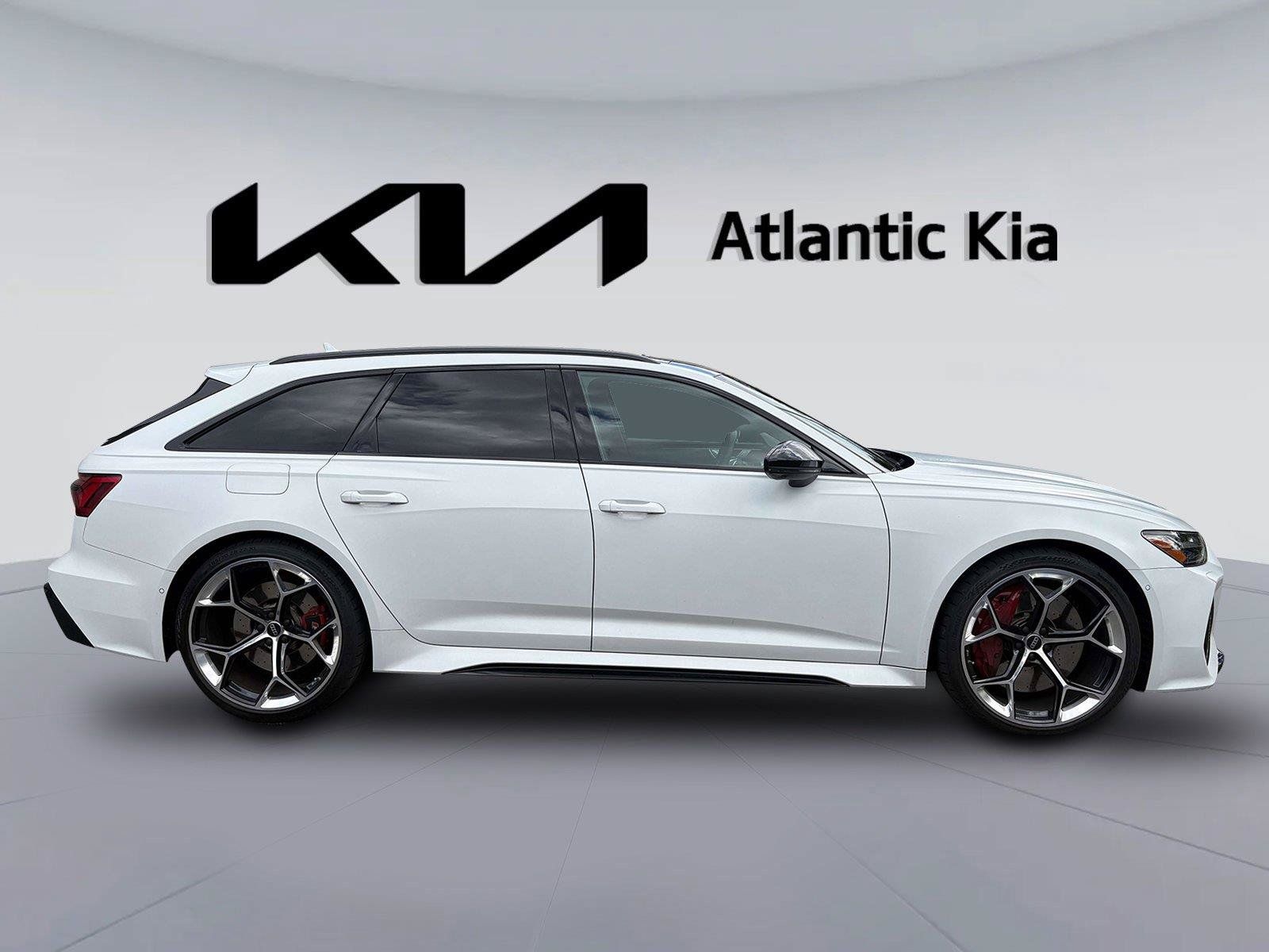 Used 2024 Audi RS 6 performance AWD/4WD image 5