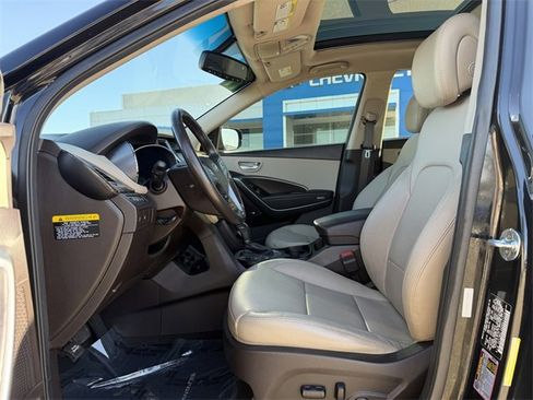 Used 2017 Hyundai Santa Fe Sport image 16