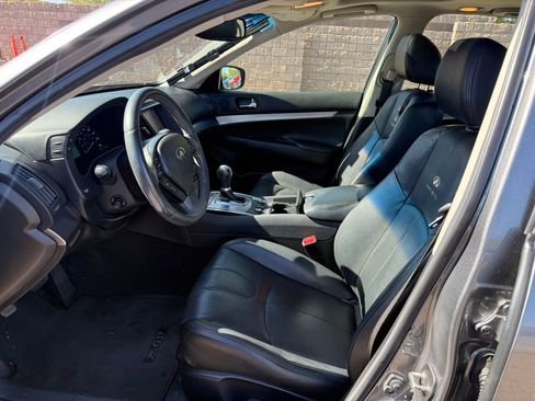 Used 2013 INFINITI G37 x Sedan w/ Premium Pkg AWD/4WD image 13