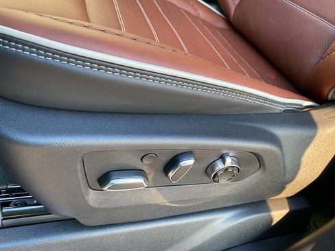 New 2025 GMC Sierra 2500 Denali Ultimate w/ Max Trailering Package image 16