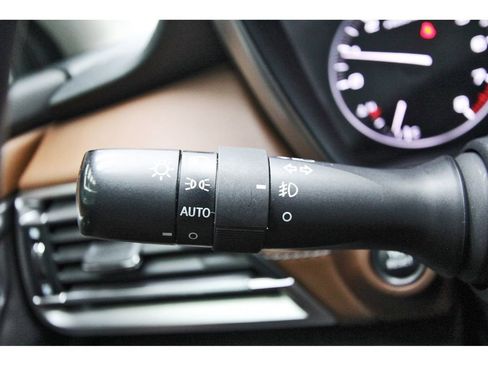 Used 2025 Subaru Outback Touring AWD/4WD image 15
