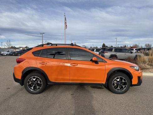 Used 2019 Subaru Crosstrek 2.0i Premium image 9