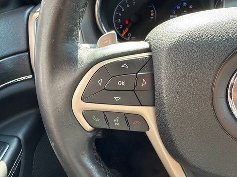 Used 2015 Jeep Grand Cherokee Limited w/ Trailer Tow Group IV AWD/4WD image 16
