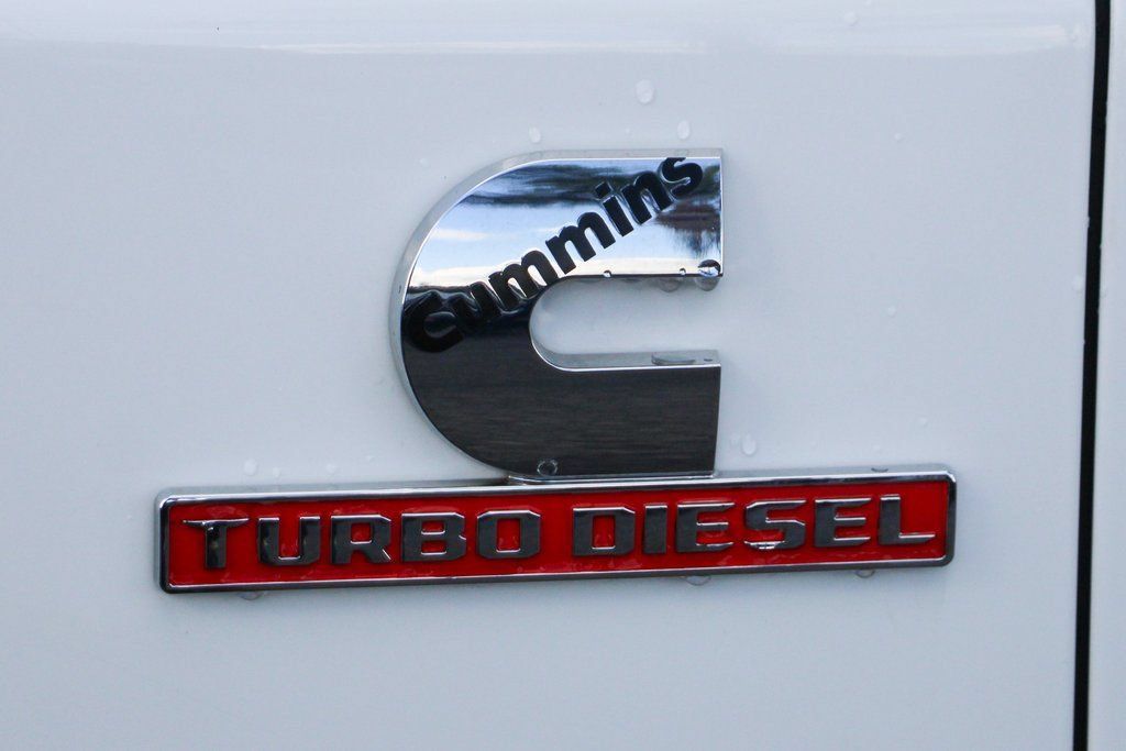 Used 2022 RAM 5500 Tradesman w/ Chrome Appearance Group AWD/4WD image 43
