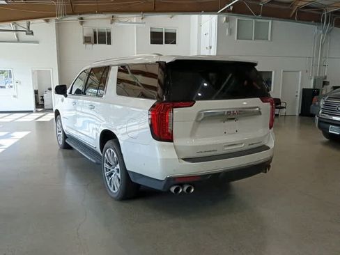 Used 2024 GMC Yukon XL Denali w/ Advanced Technology Package AWD/4WD image 14