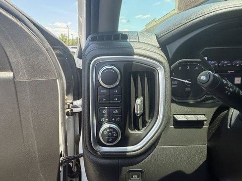 Used 2019 GMC Sierra 1500 Denali w/ Denali Ultimate Package AWD/4WD image 21