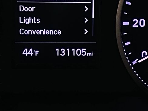 Used 2019 Hyundai Elantra Limited w/ Cargo Package FWD image 18