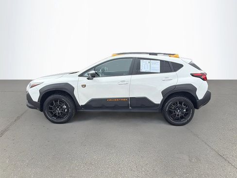 Used 2025 Subaru Crosstrek 2.5i Wilderness w/ Crosstrek Mirror Package image 8