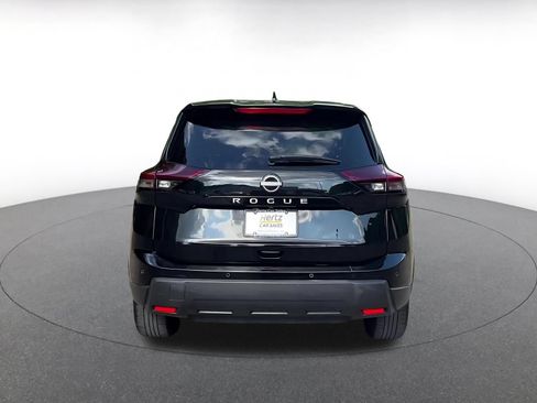 Used 2025 Nissan Rogue SV FWD image 10