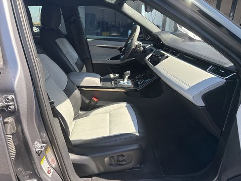 Used 2020 Land Rover Range Rover Evoque R-Dynamic SE AWD/4WD image 12