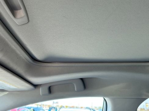 Used 2023 Toyota Sienna XLE image 18