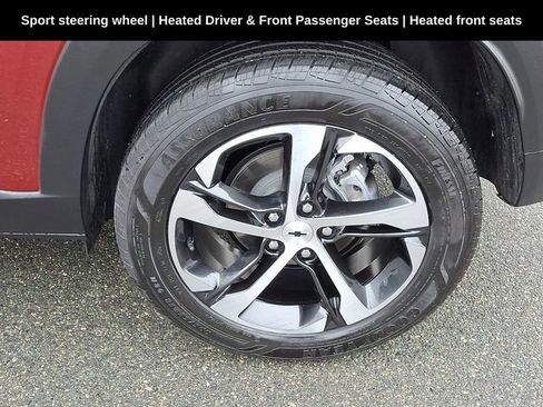 Used 2024 Chevrolet Trax RS w/ Driver Confidence Package image 14