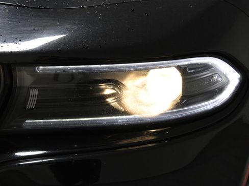Used 2022 Dodge Charger SXT RWD image 48