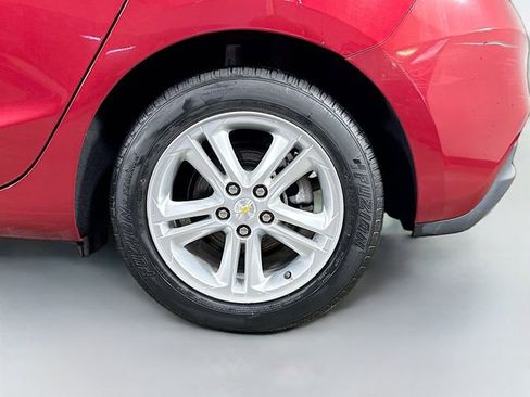 Used 2017 Chevrolet Cruze LT w/ Convenience Package FWD image 32