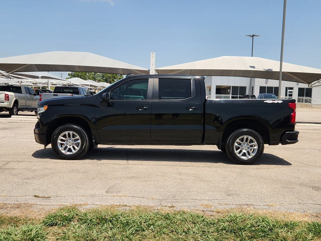 Used 2024 Chevrolet Silverado 1500 RST AWD/4WD image 4