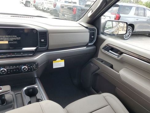 New 2026 GMC Sierra 1500 SLT w/ SLT Premium Package RWD image 16