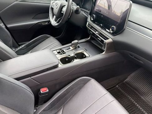 Used 2023 Lexus RX 500h F Sport AWD/4WD image 18