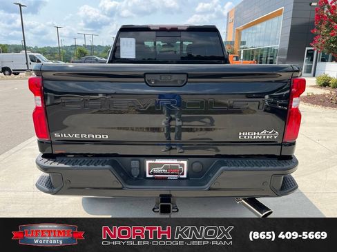 Used 2020 Chevrolet Silverado 2500 High Country w/ Gooseneck/5TH Wheel Package AWD/4WD image 19