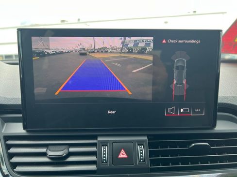 Used 2023 Audi Q5 2.0T Premium w/ Convenience Package image 24