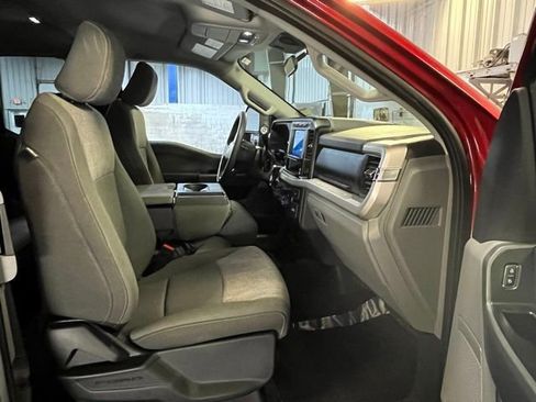 Used 2024 Ford F250 XLT w/ Camper Package image 23