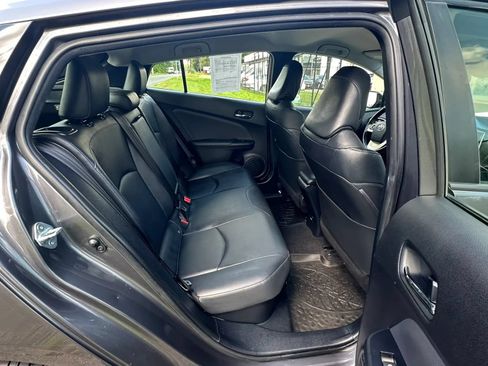 Used 2017 Toyota Prius Three Touring FWD image 24