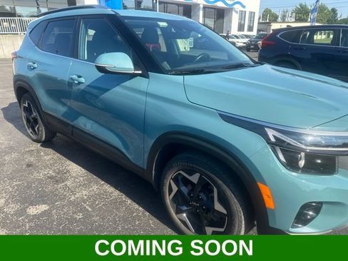 Used 2024 Kia Seltos EX AWD/4WD image 1