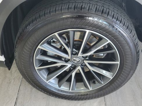 Used 2024 Lexus NX 250 250 Premium image 9