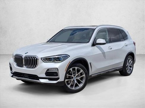 Used 2021 BMW X5 xDrive40i w/ Executive Package image 1