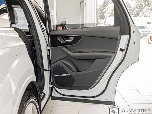 Used 2025 Audi Q7 3.0T Premium Plus w/ Premium Plus Package AWD/4WD image 43