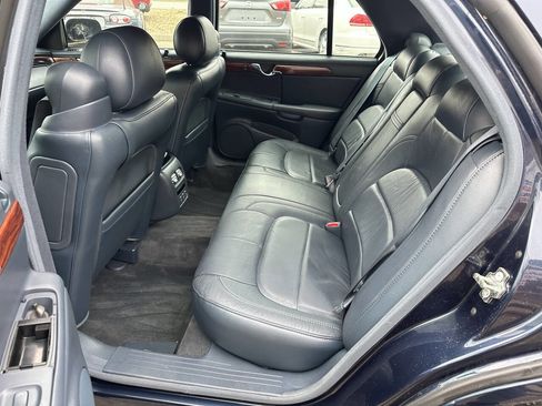 Used 2004 Cadillac De Ville image 20
