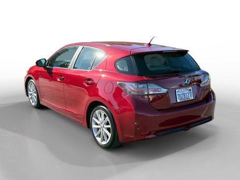 Used 2013 Lexus CT 200h w/ Seat Comfort Pkg image 3