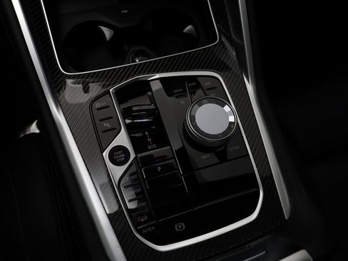 New 2026 BMW X6 M60i image 12