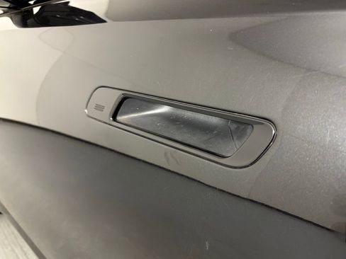 Used 2024 BMW 740i image 12