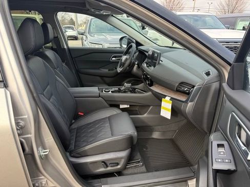 New 2026 Nissan Rogue Platinum w/ Platinum Premium Package image 28