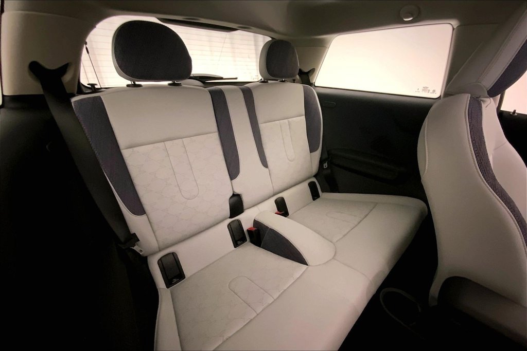 Certified 2025 MINI Cooper S FWD image 15
