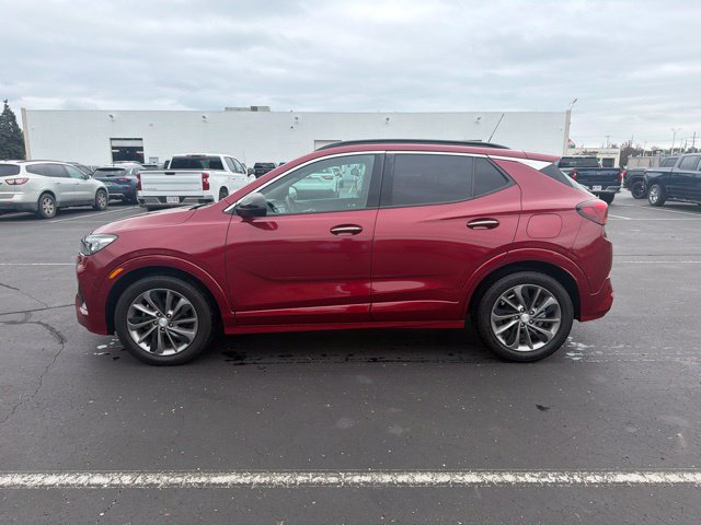 Used 2020 Buick Encore GX Essence w/ Experience Buick Package FWD image 1