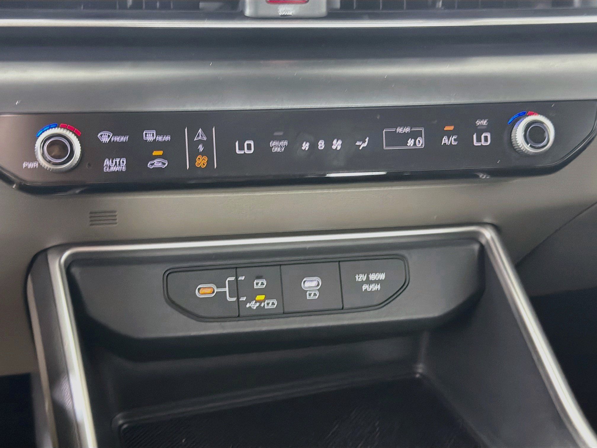 Used 2026 Kia Carnival LXS FWD image 23