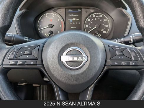 Certified 2025 Nissan Altima 2.5 S image 12