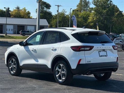 New 2026 Ford Escape ST-Line w/ Cold Weather Package image 5