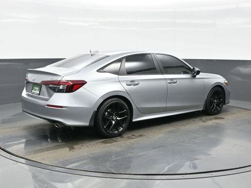 Used 2025 Honda Civic Sport image 6