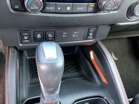 Used 2025 Nissan Frontier Pro-X w/ Pro Convenience Package RWD image 35