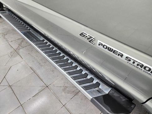 Used 2020 Ford F350 XLT w/ XLT Premium Package image 28